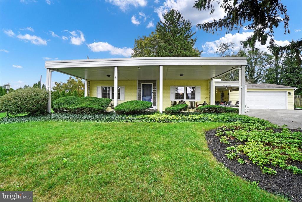 Hillcrest Rd, York, PA 17403