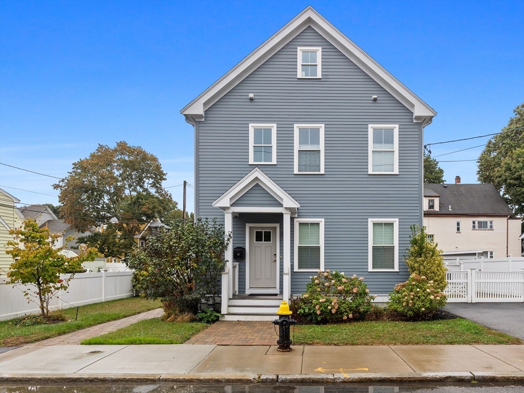 Wyvern St, Roslindale, MA 02131