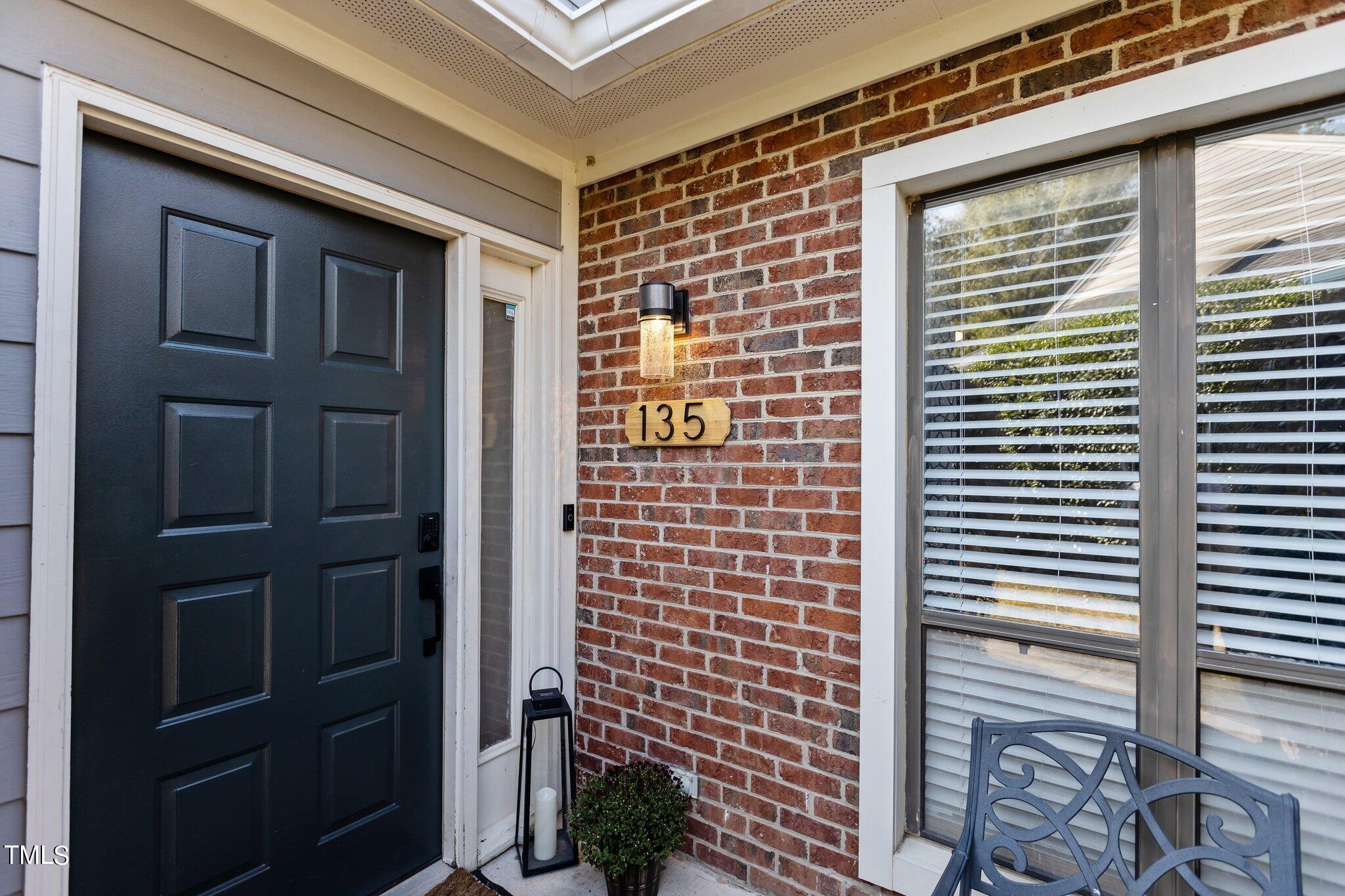 Clancy Cir, Cary, NC 27511