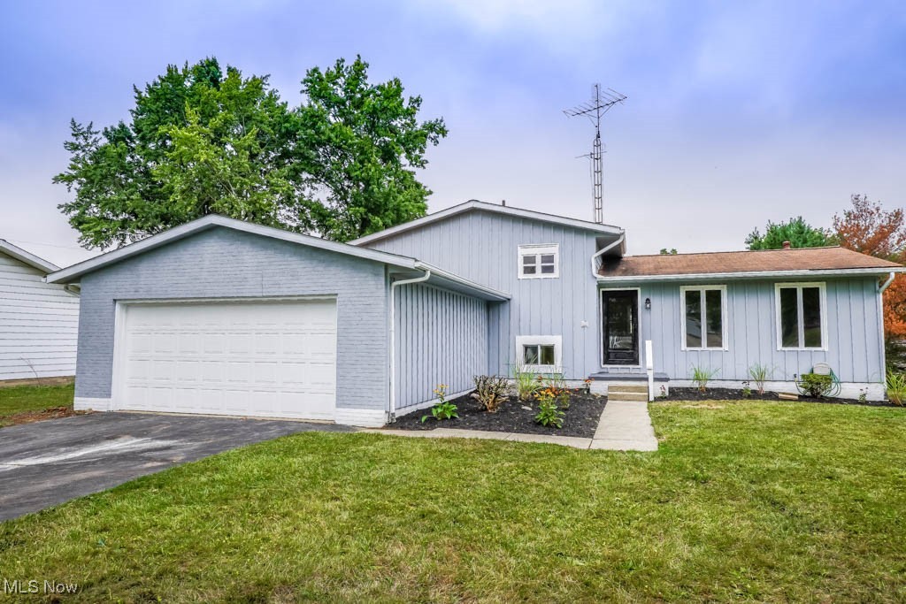 Raywood Rd, Alliance, OH 44601