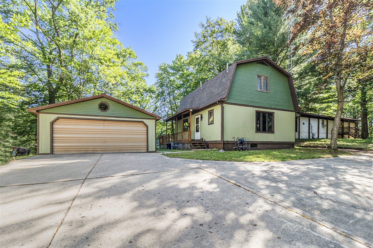 Interlochen Rd, Fountain, MI 49410