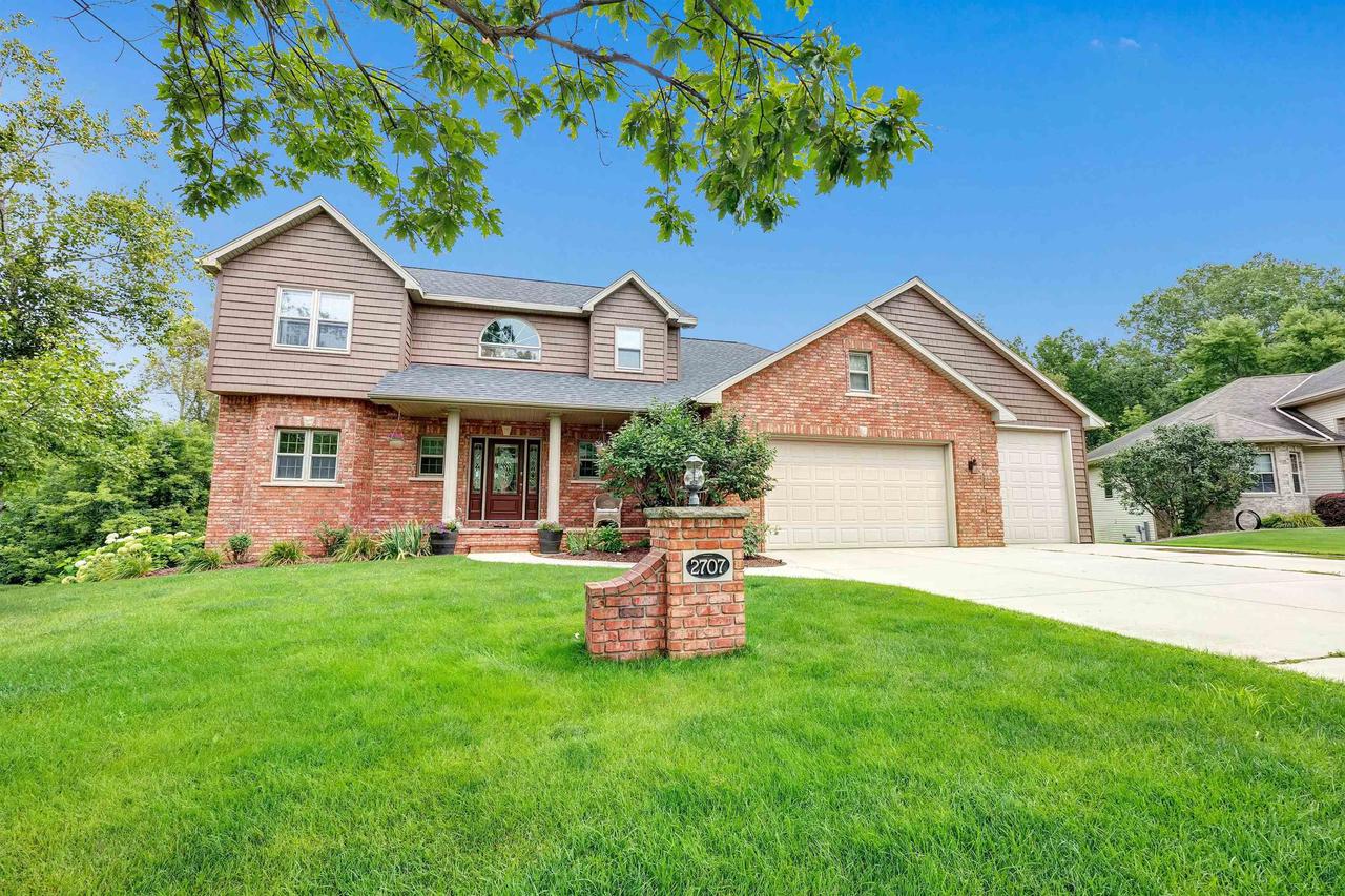 Sage Dr, Green Bay, WI 54302