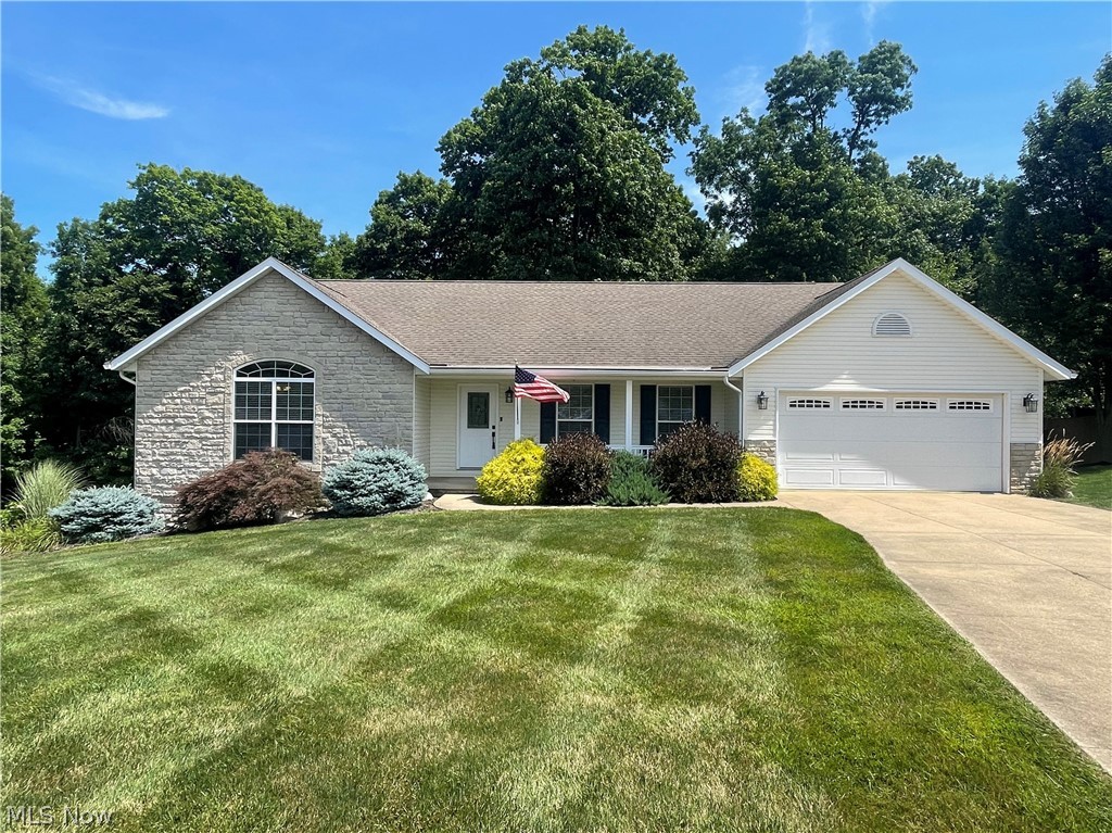 Ledges Dr, Millersburg, OH 44654