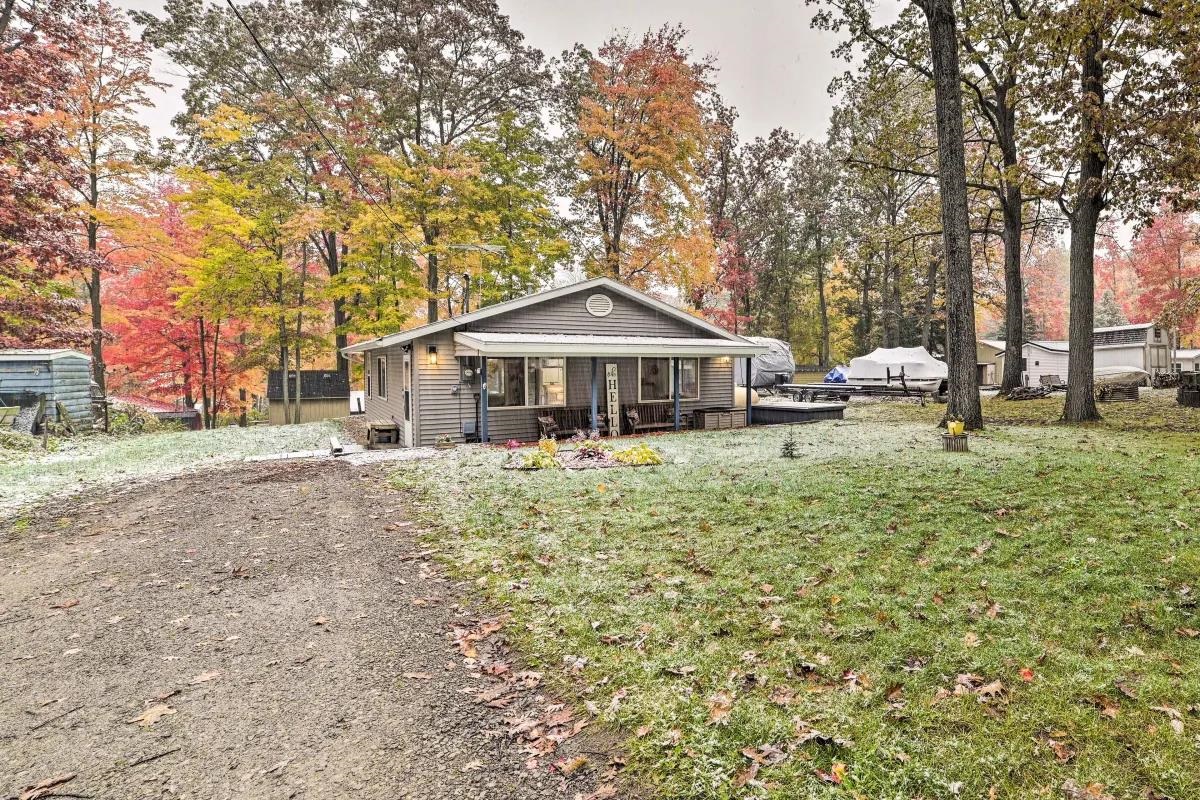 Fishing Site Rd, Harrison, MI 48625