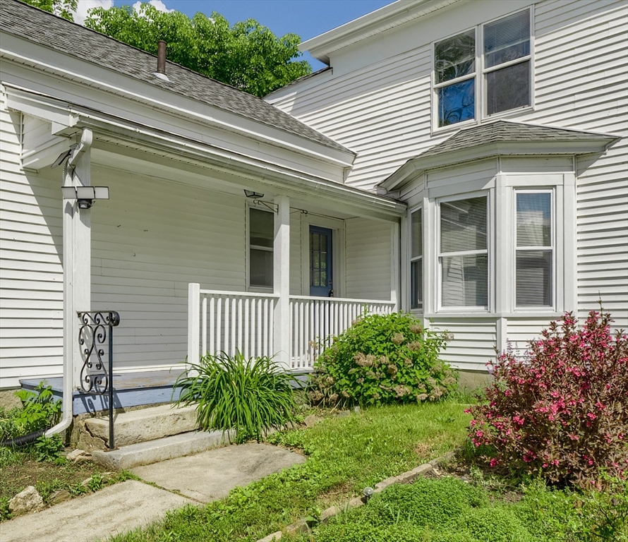 Main St, Oxford, MA 01540
