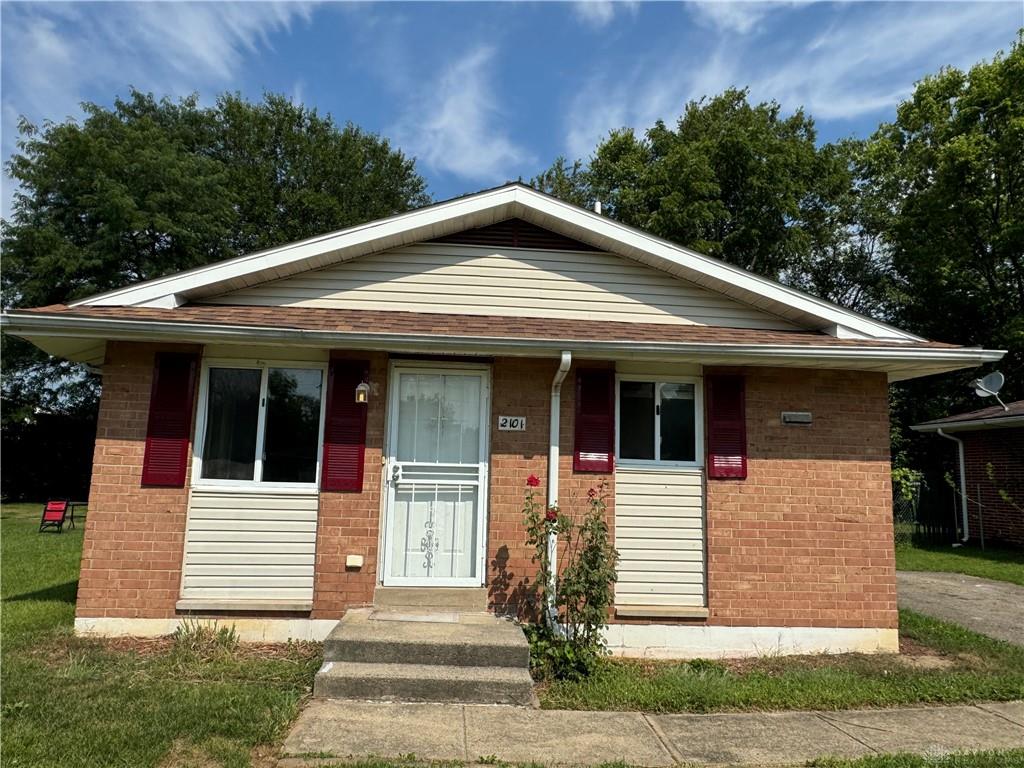 Val Vista Ct, Dayton, OH 45406