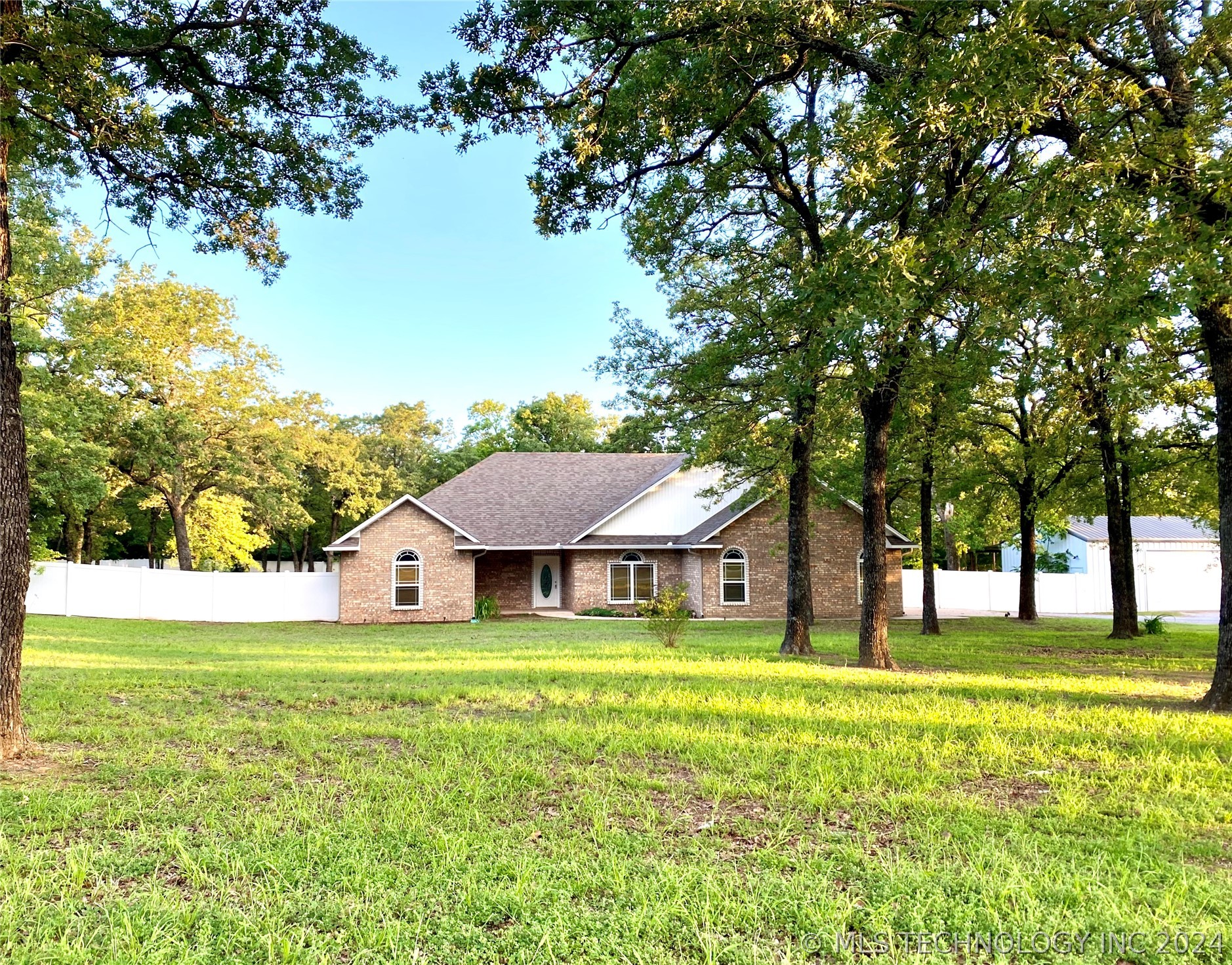 Farland St, Ardmore, OK 73401