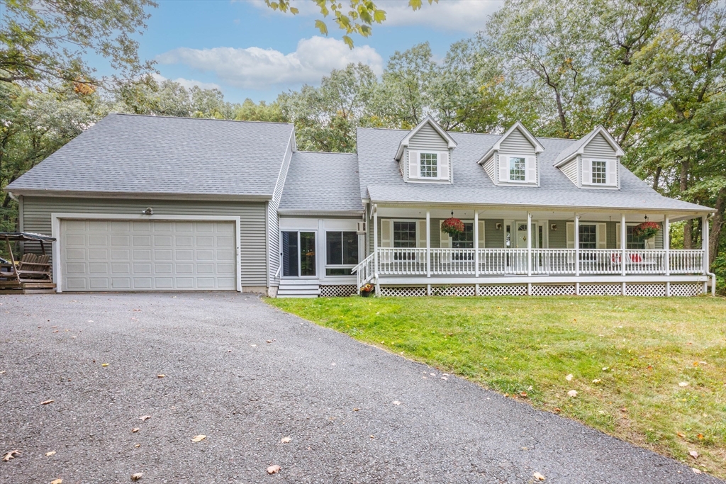 Center St, Groveland, MA 01834
