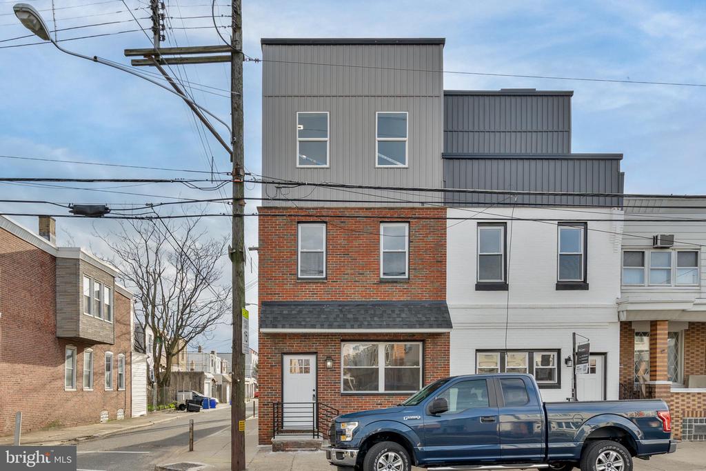 Ontario St, Philadelphia, PA 19134