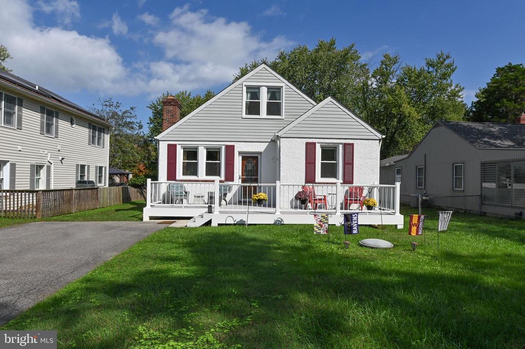 Maryland Ave, Edgewater, MD 21037