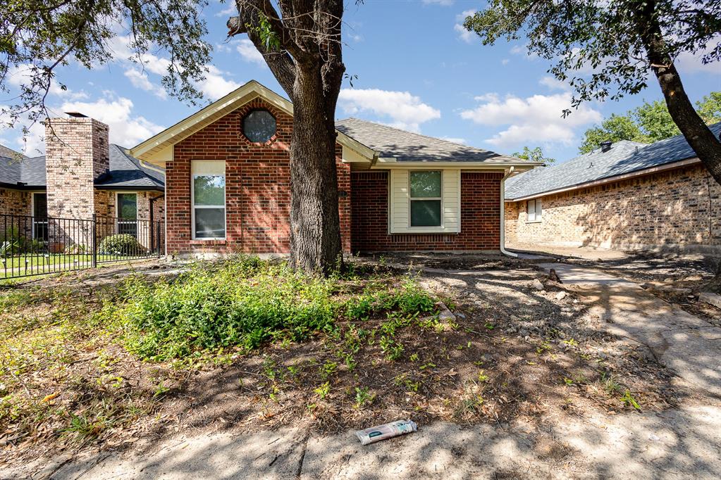 Creek Bluff Cir, Mesquite, TX 75149