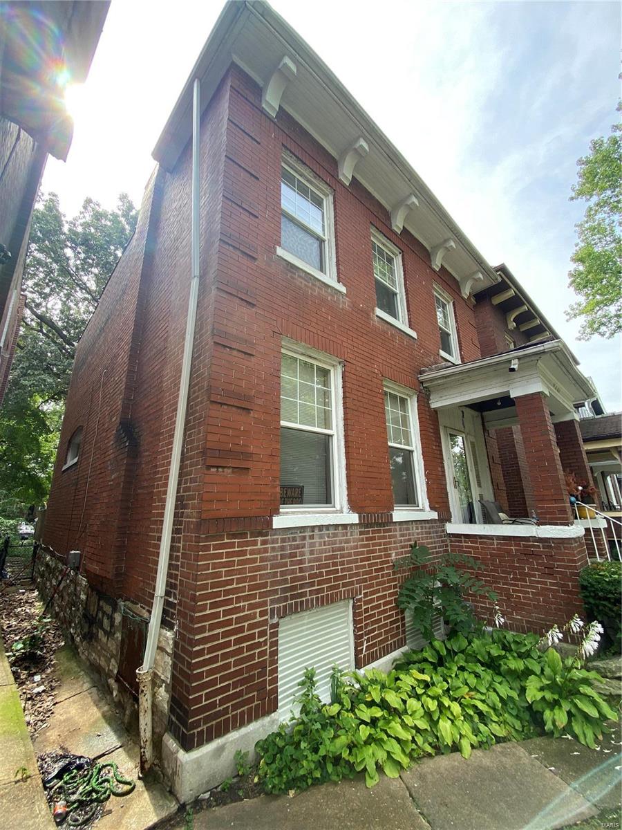 Red Bud Ave, Saint Louis, MO 63115