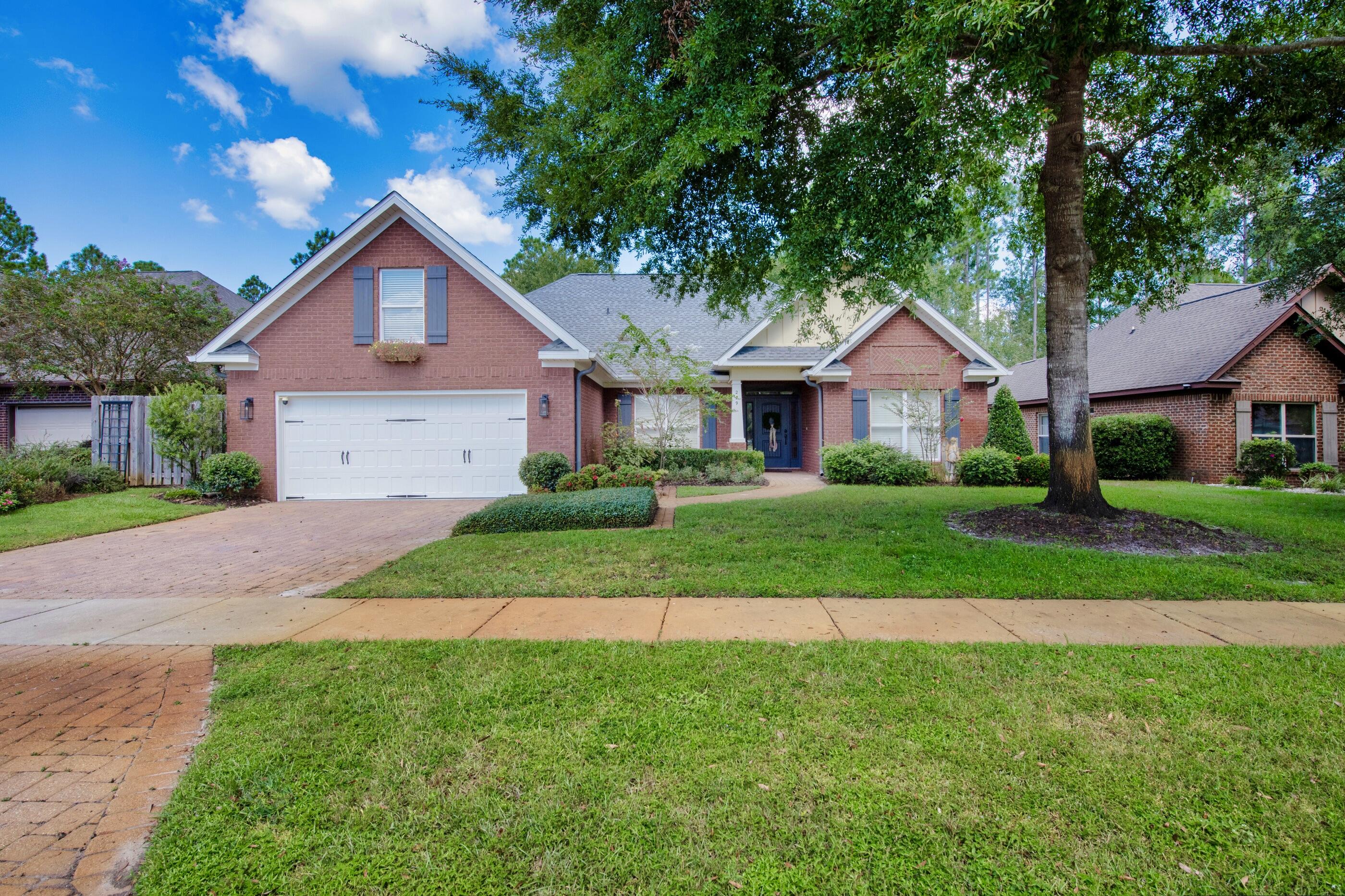 Amadeus Ave, Freeport, FL 32439