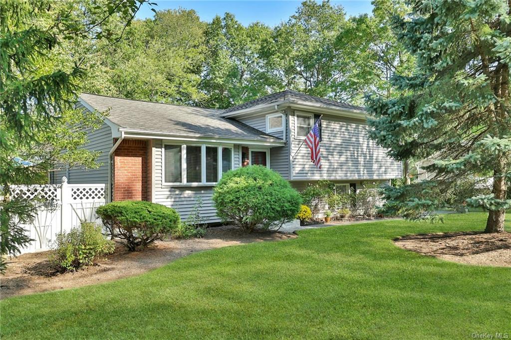 Barry Ln, Bardonia, NY 10954