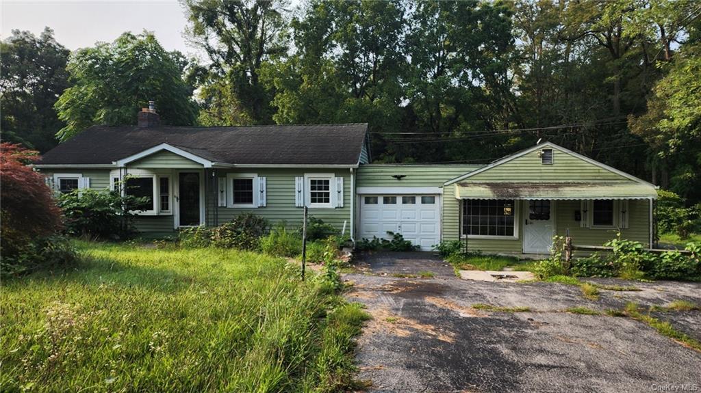 Honeywell Ln, Hyde Park, NY 12538