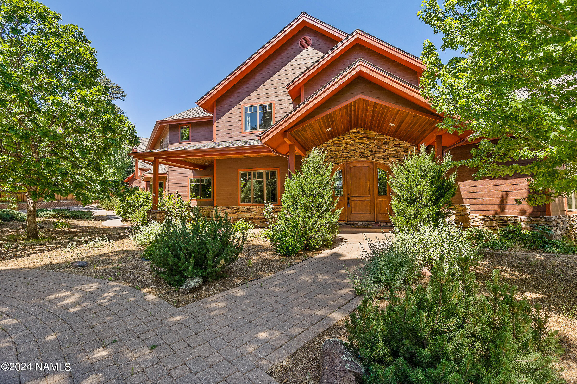 Oakwood Pines Dr, Flagstaff, AZ 86004