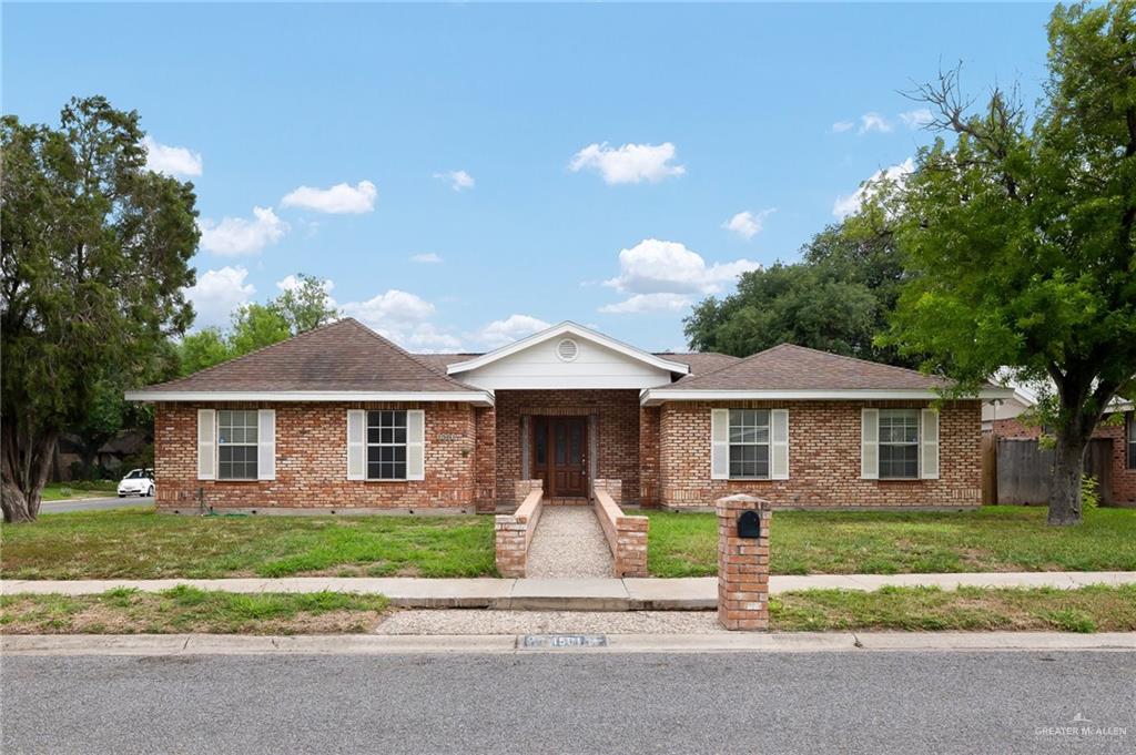 Lark Ave, Mcallen, TX 78504