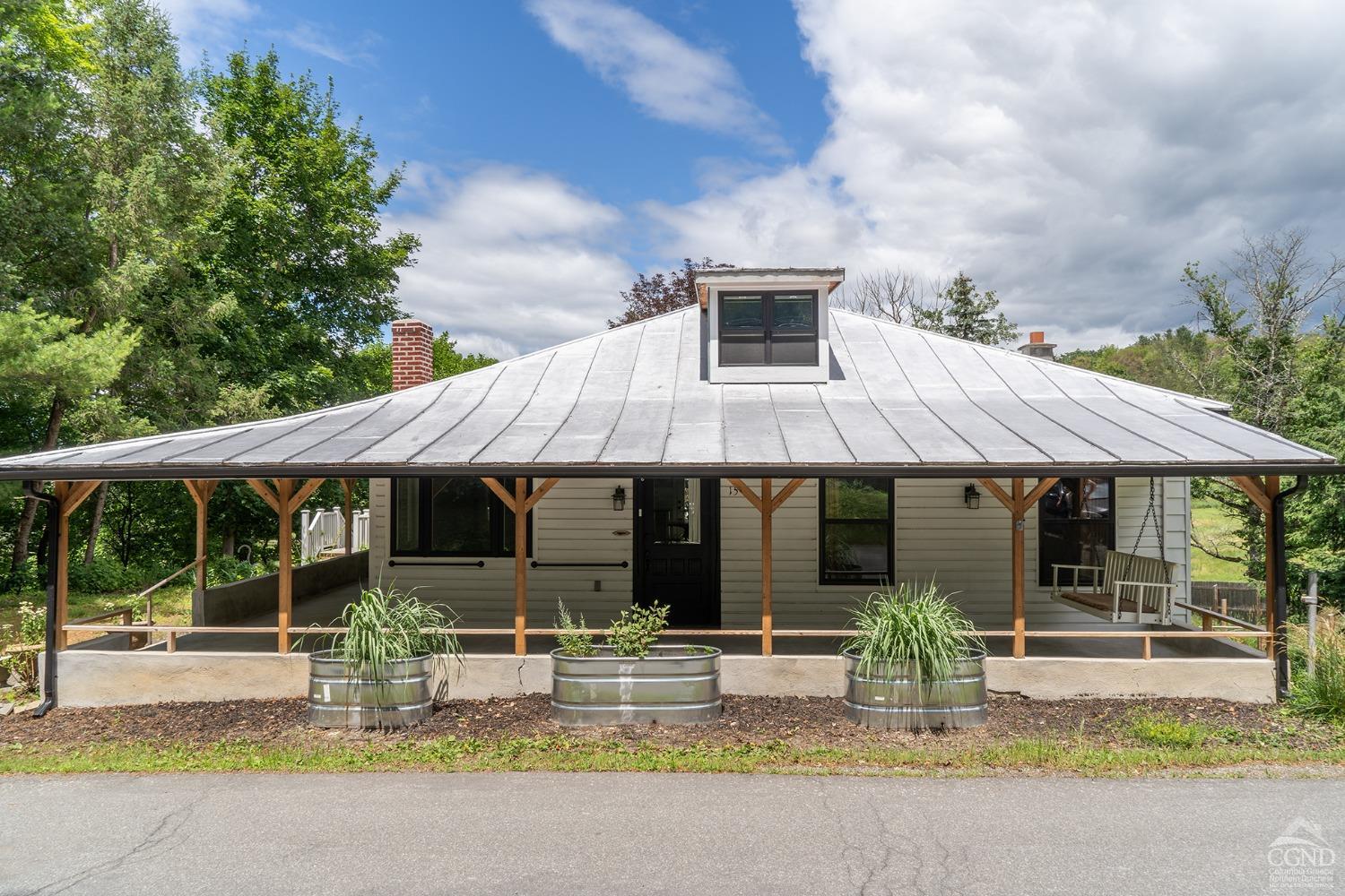 Miller Rd, Hudson, NY 12534