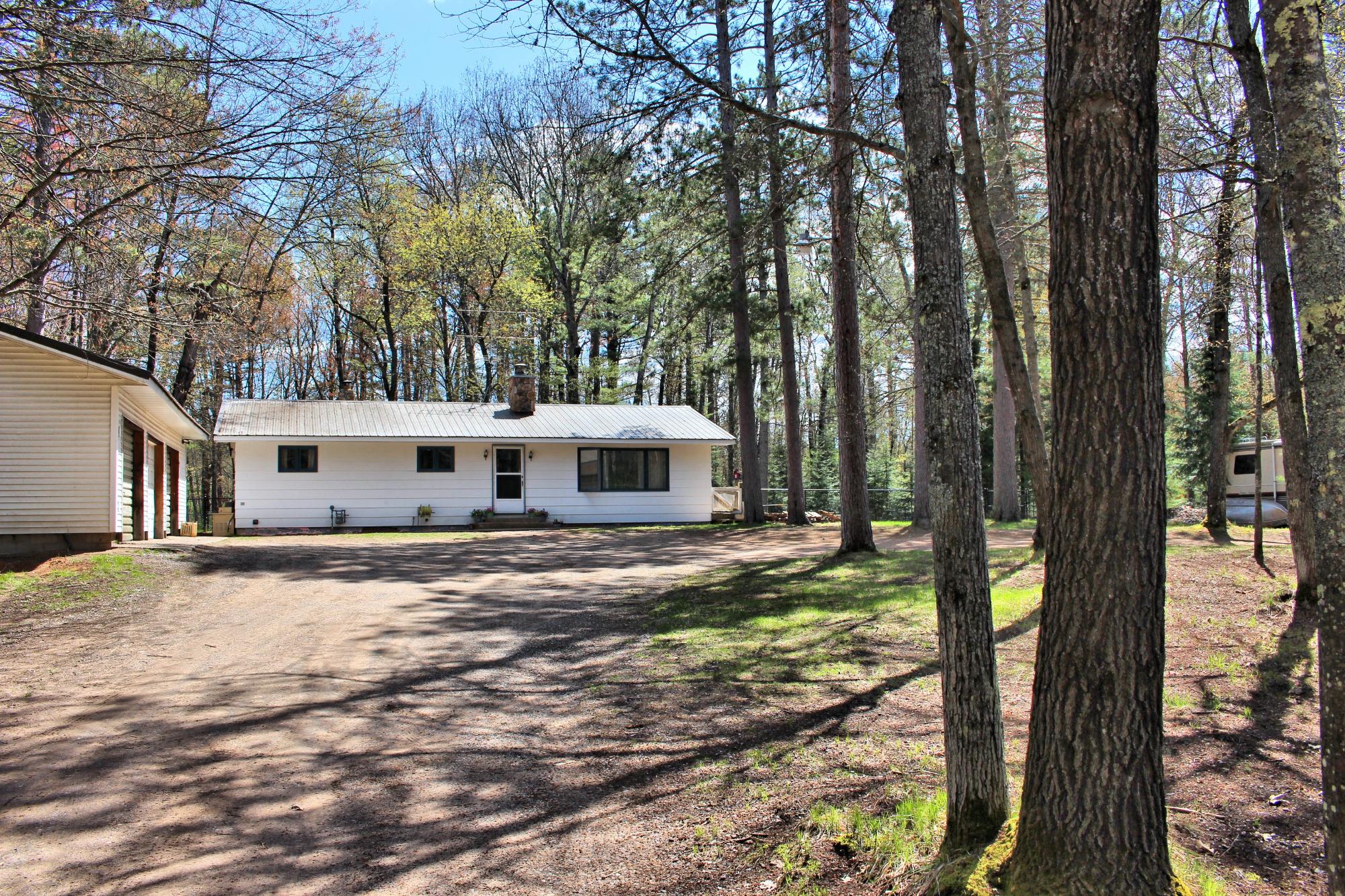 Donna Dr, Woodruff, WI 54568