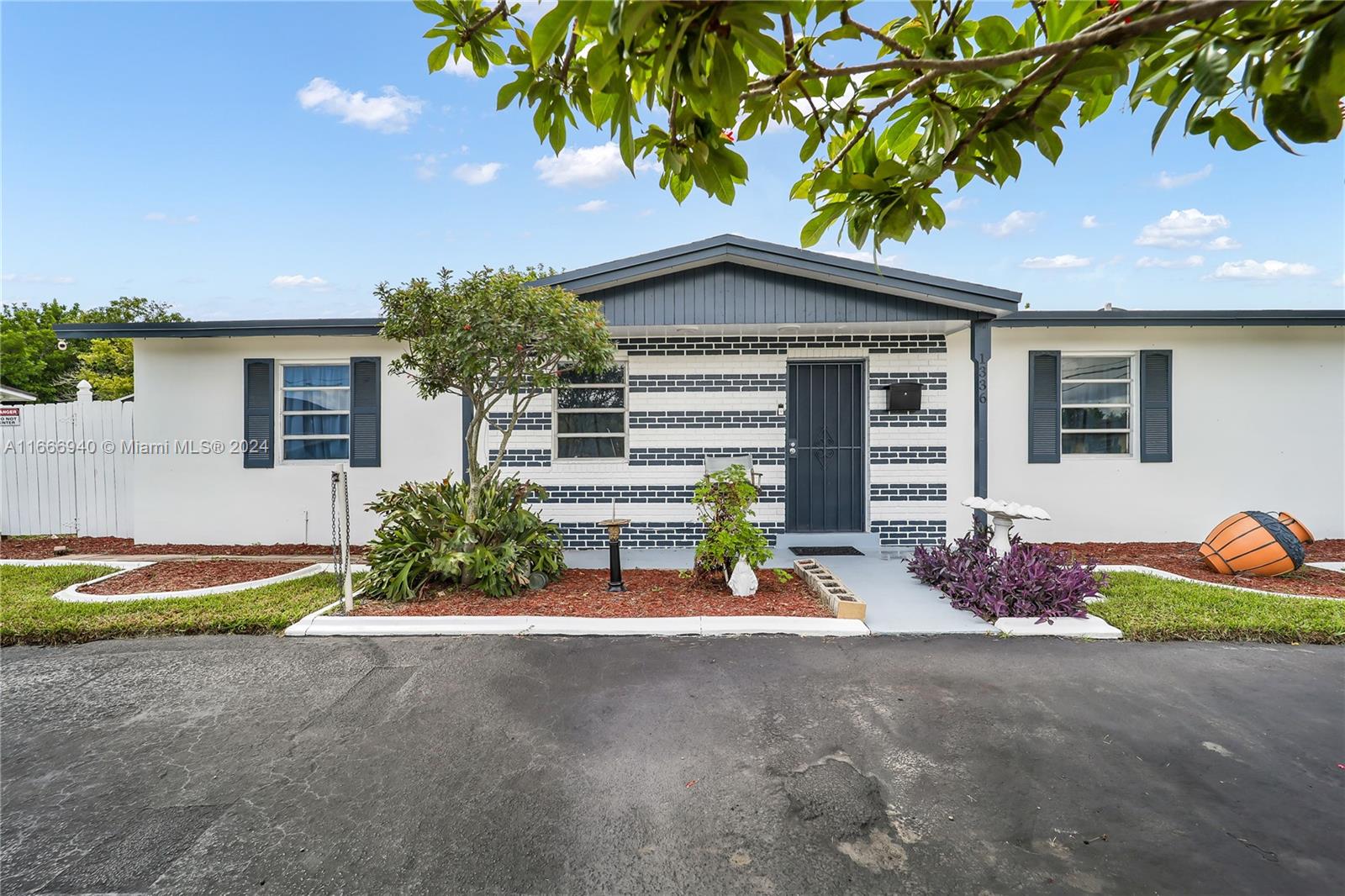 19th St, Fort Lauderdale, FL 33311