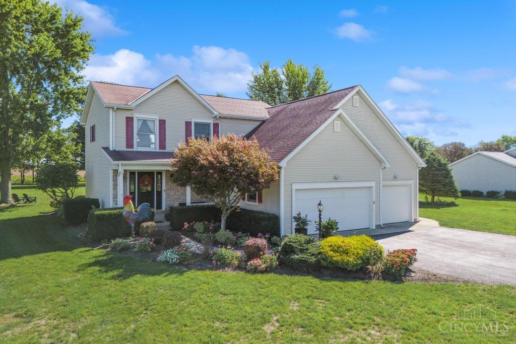 Hawthorne Dr, Wilmington, OH 45177