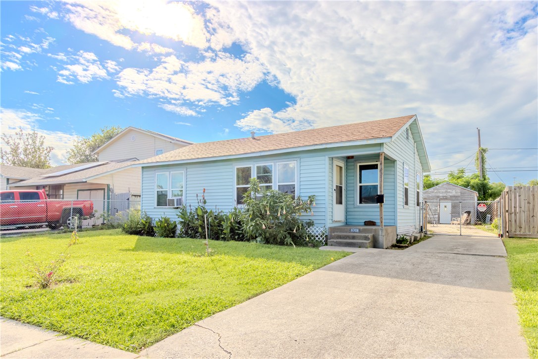 Azalea Dr, Corpus Christi, TX 78408
