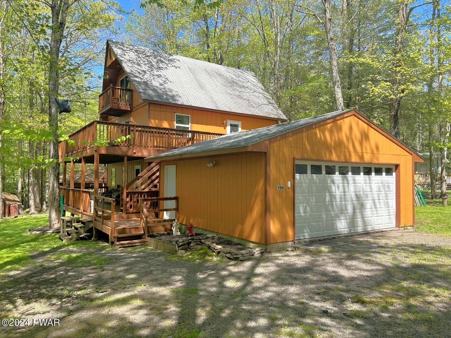 Chestnut Dr, Greentown, PA 18426