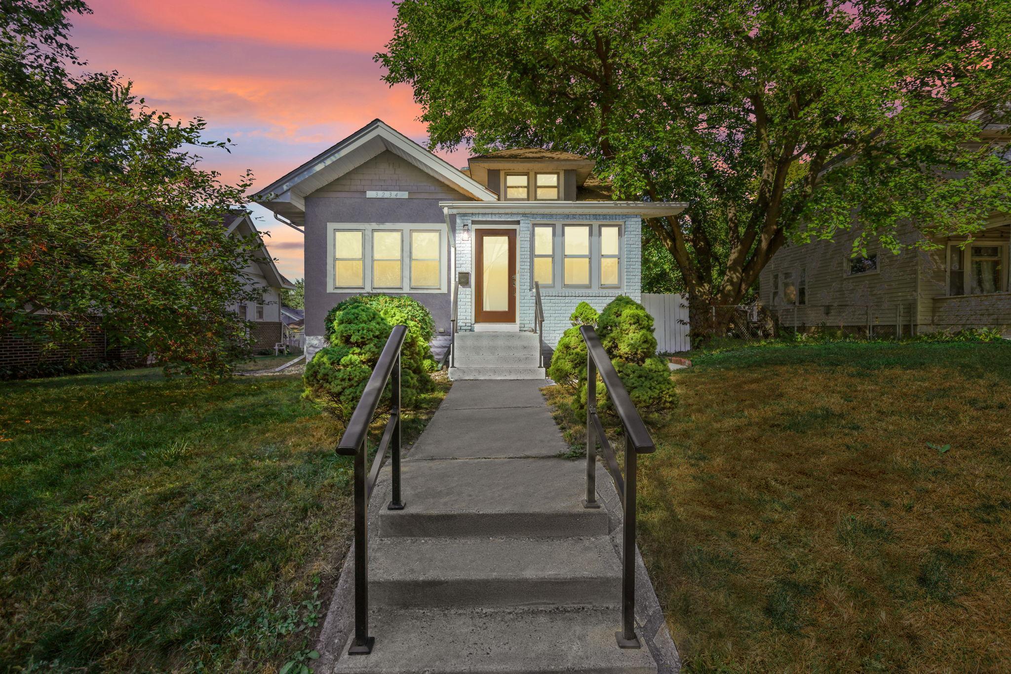 21st Ave, Minneapolis, MN 55407