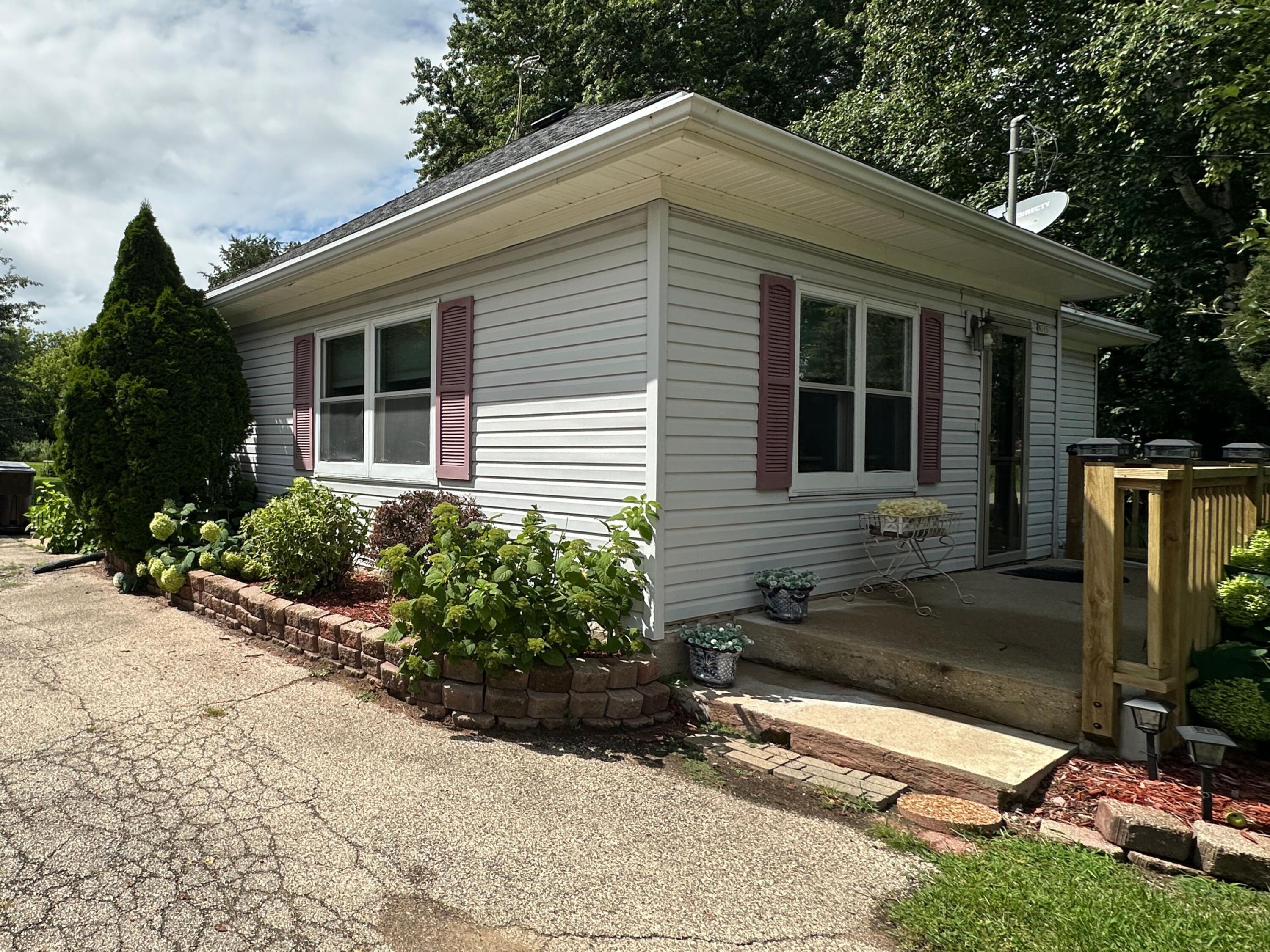 Swamp Angel Rd, Lake Geneva, WI 53147