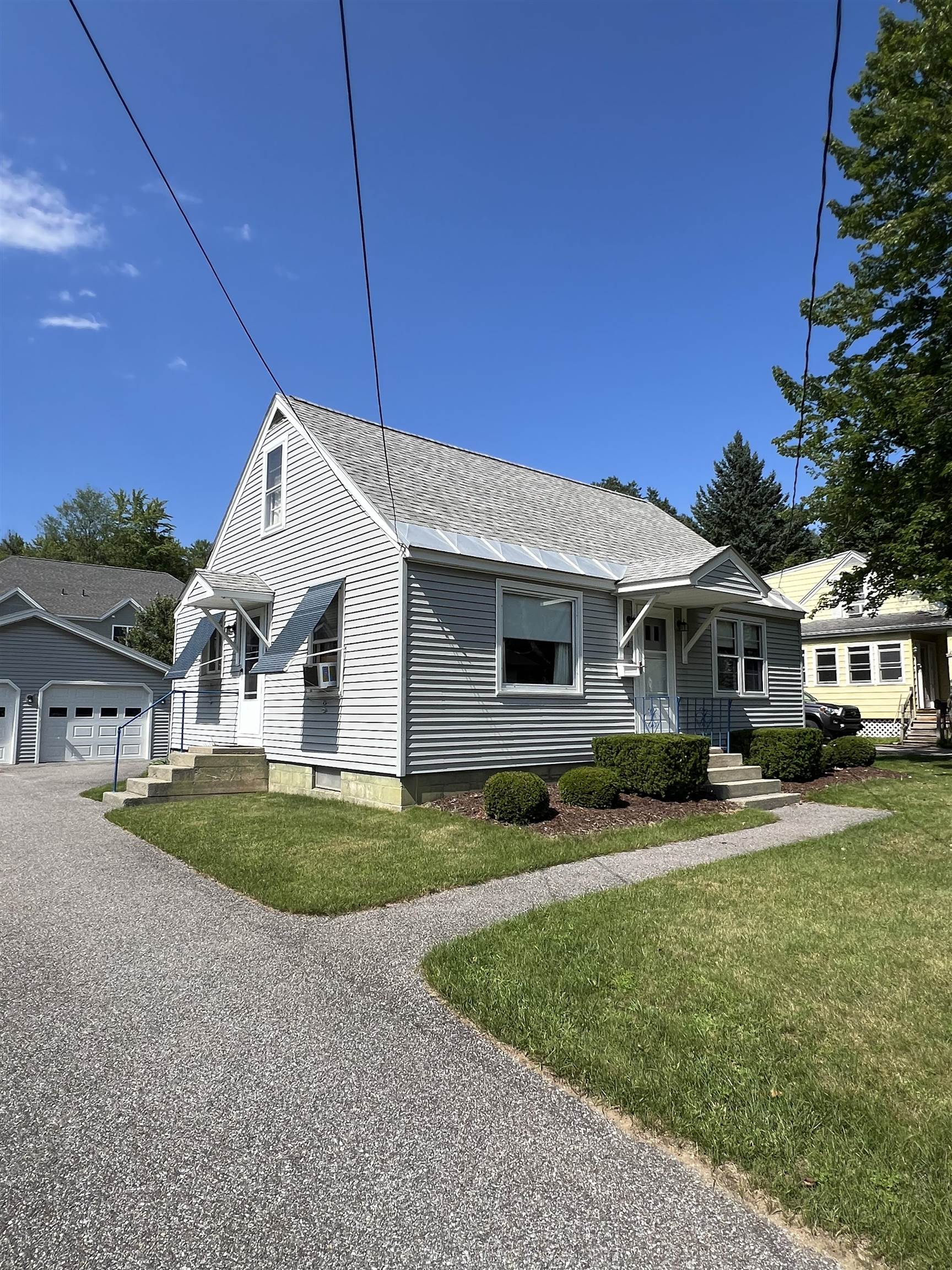 Iby St, South Burlington, VT 05403