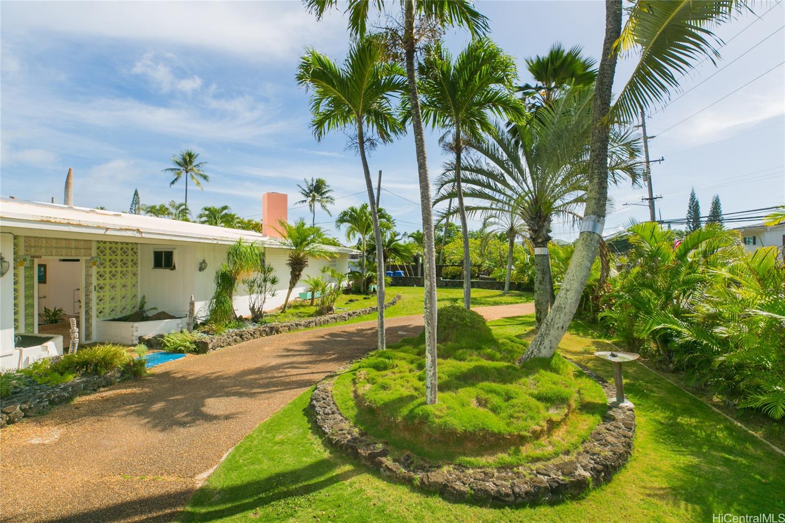 Kalaheo Ave, Kailua, HI 96734