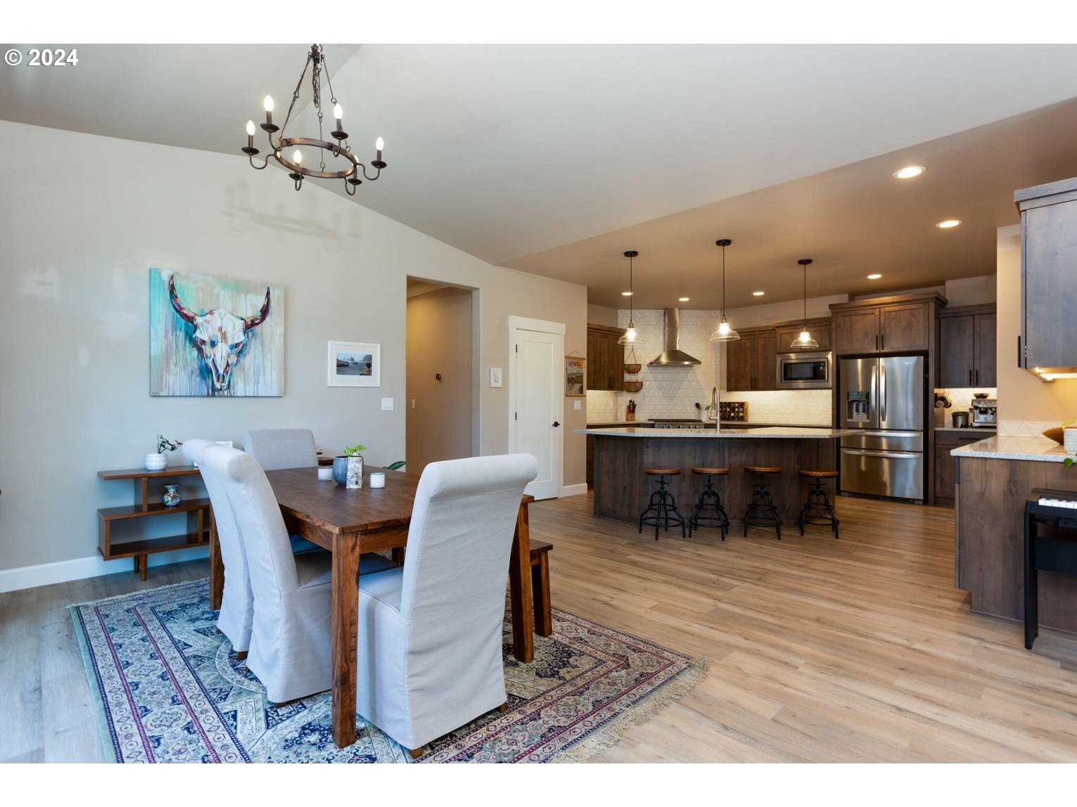 Umatilla Ave, Redmond, OR 97756