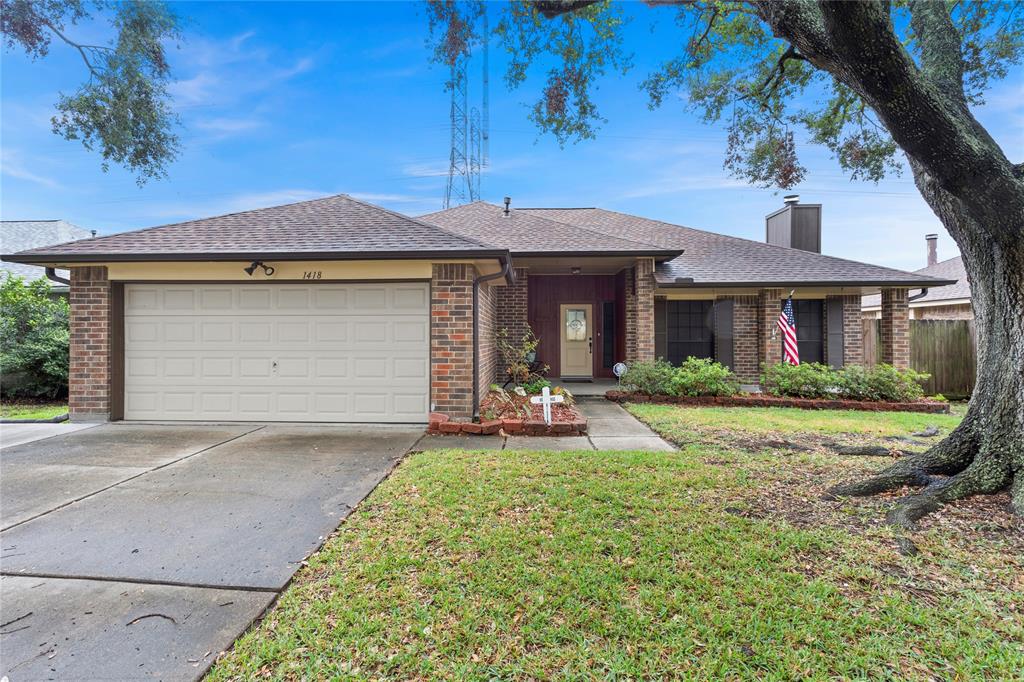 Wildwood Dr, Deer Park, TX 77536