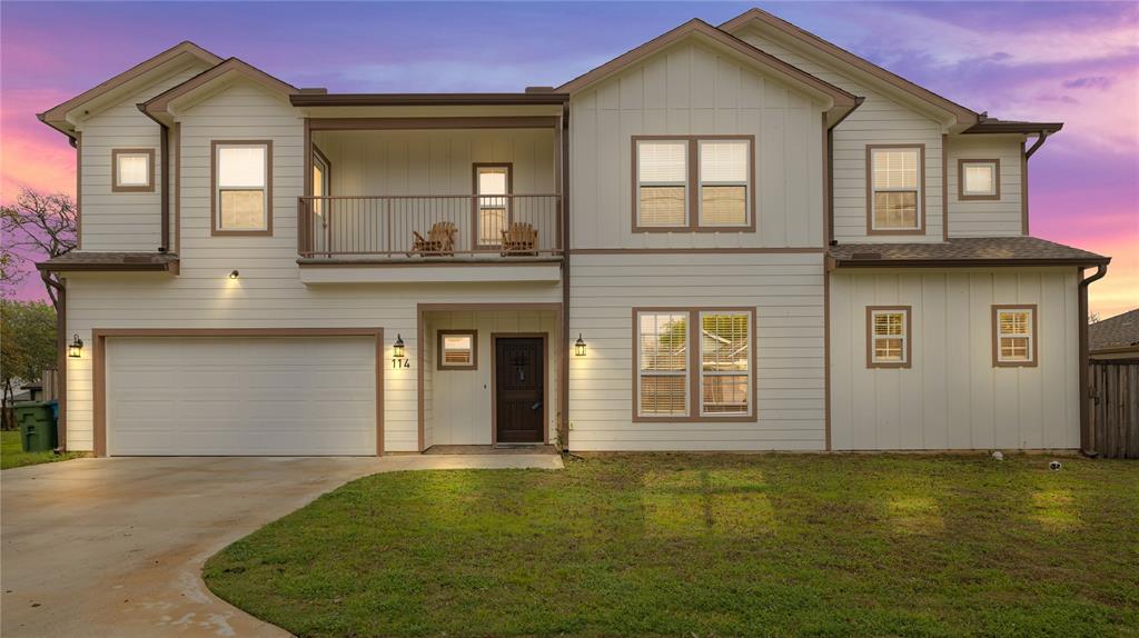 Lakeview Dr, Lake Dallas, TX 75065