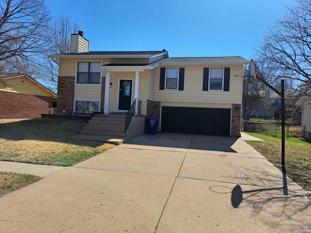 Hempline Ct, Saint Louis, MO 63129