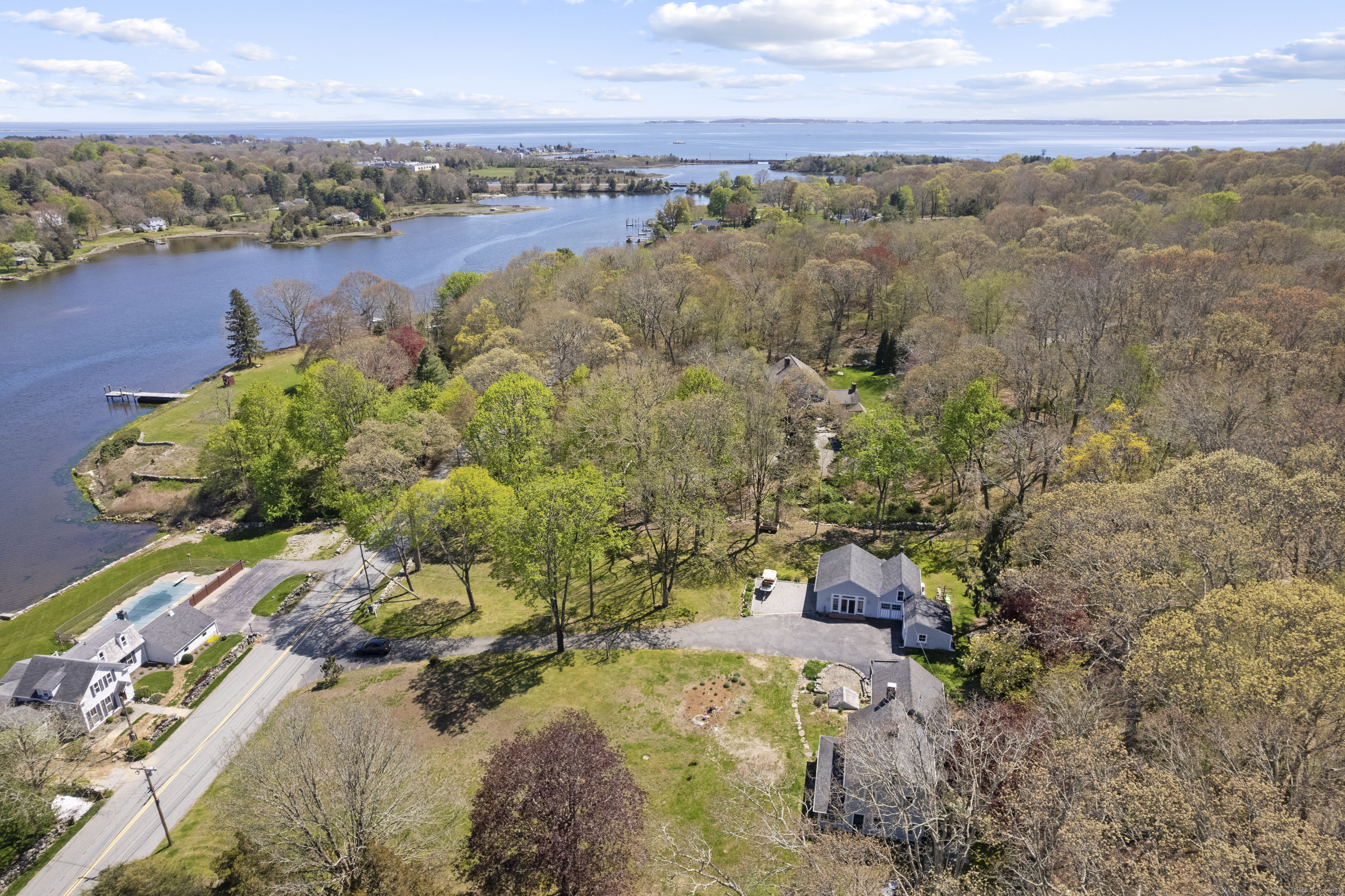 Cove Rd, Stonington, CT 06378