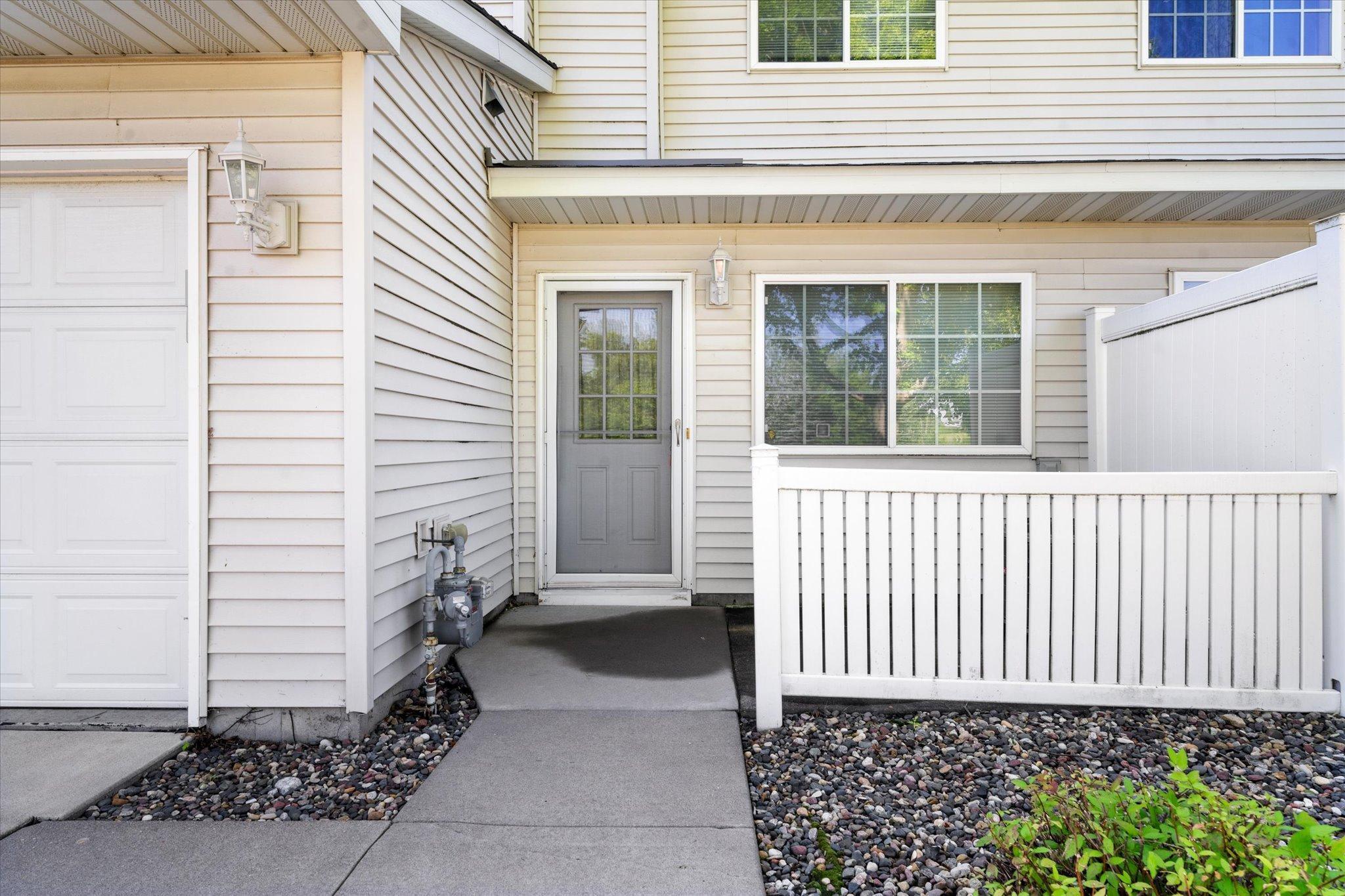 Yellowstone Dr, Hastings, MN 55033