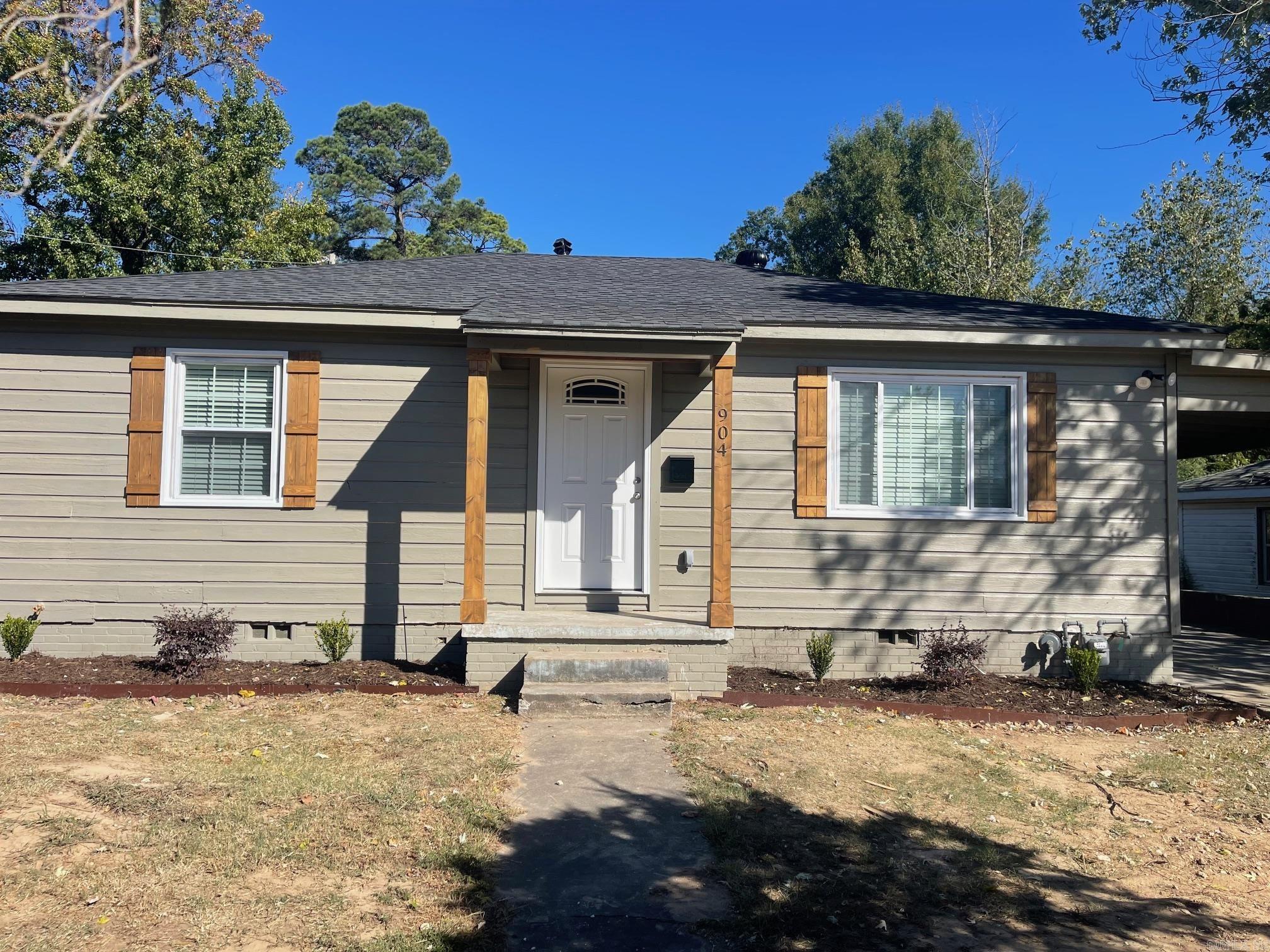 Montclair St, Benton, AR 72015