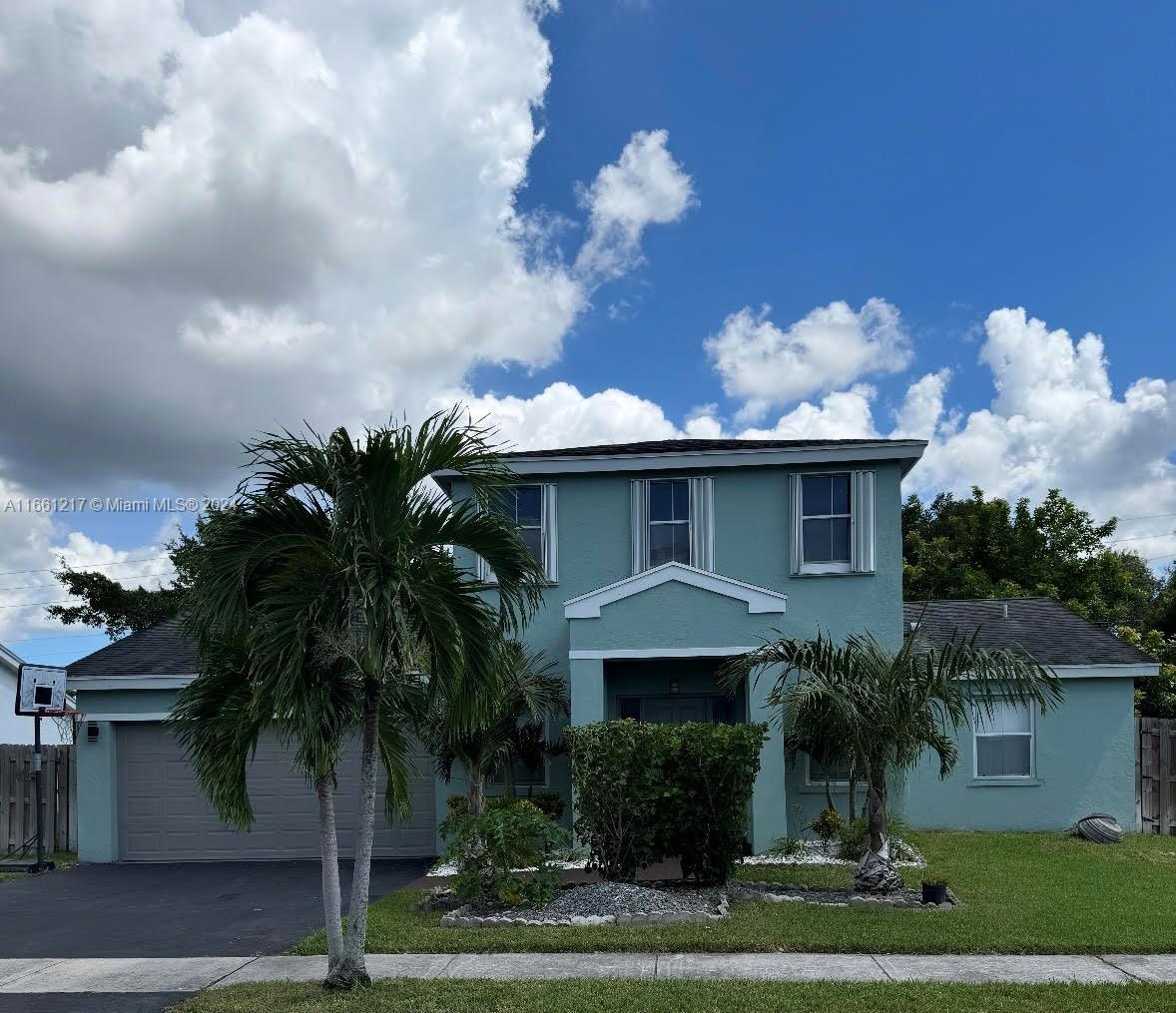 94th Ter, Sunrise, FL 33351