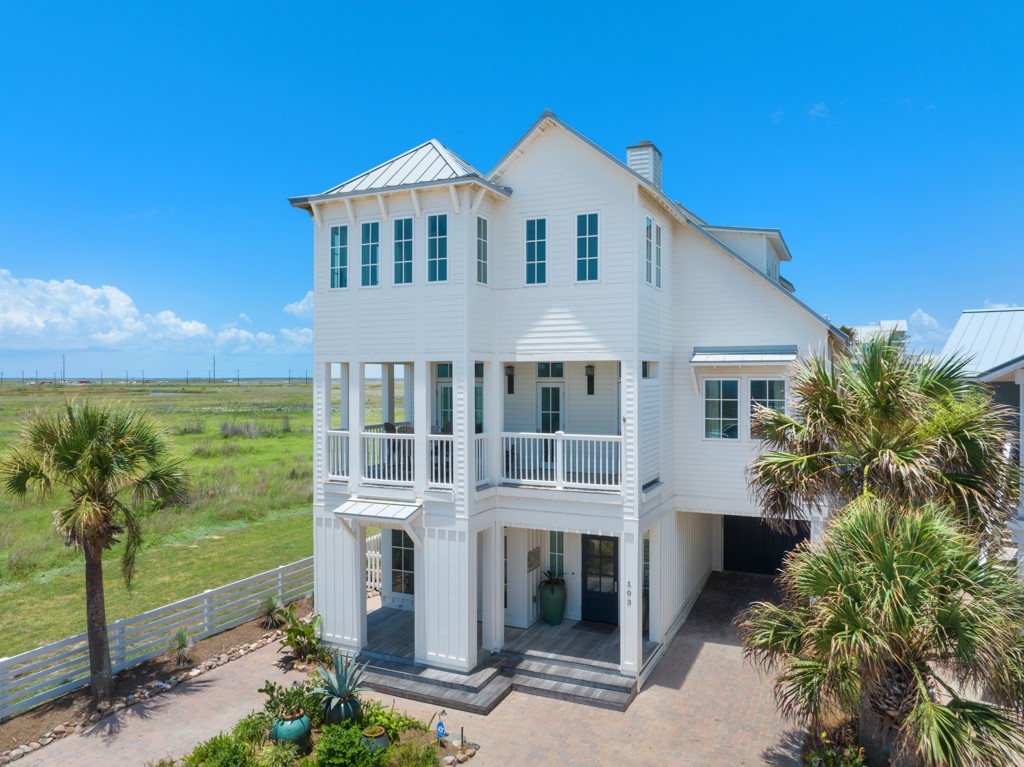 Seaside Dr, Port Aransas, TX 78373