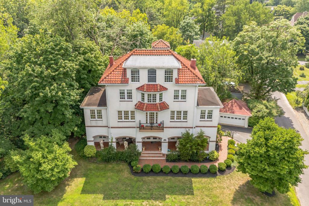 Delaware Ave, Yardley, PA 19067
