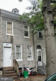 Willow St, Reading, PA 19602