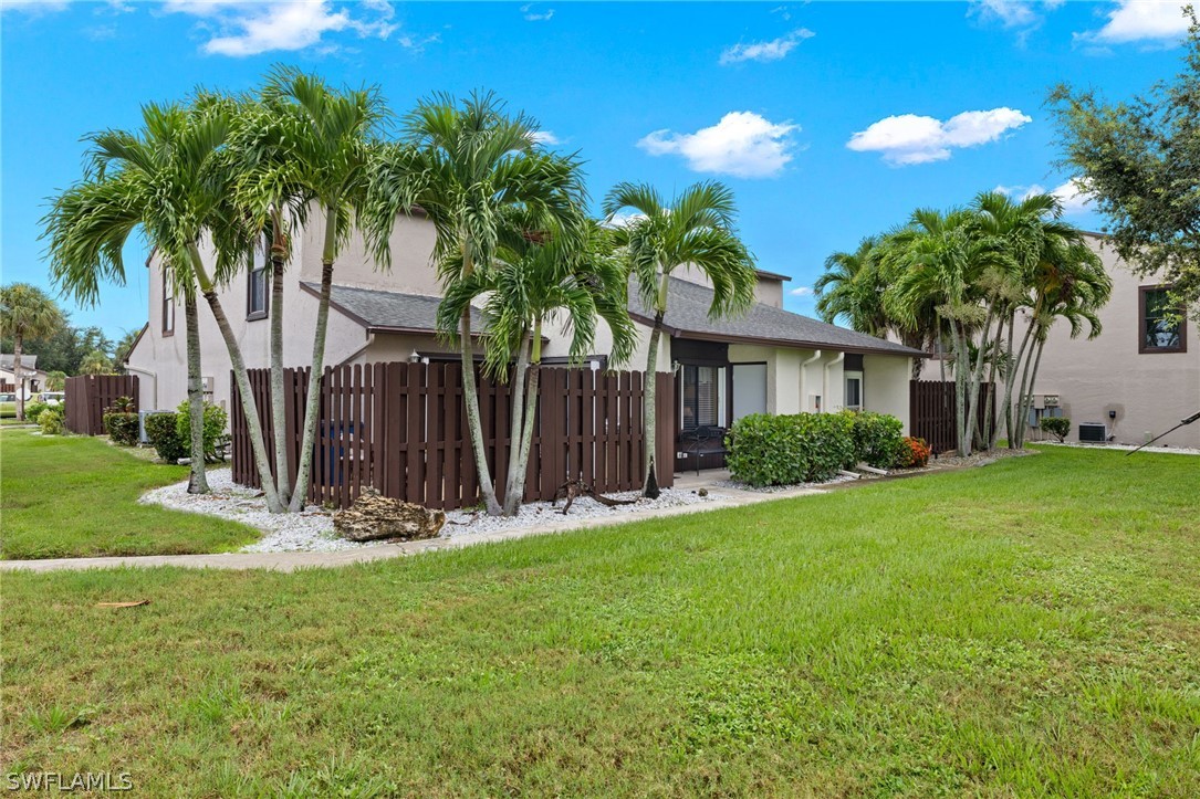 Somerset Blvd, Fort Myers, FL 33919