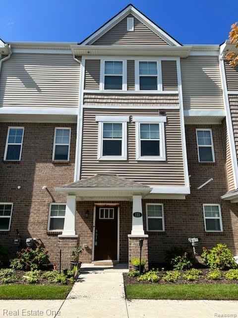 Monument Ln, Wixom, MI 48393 #1