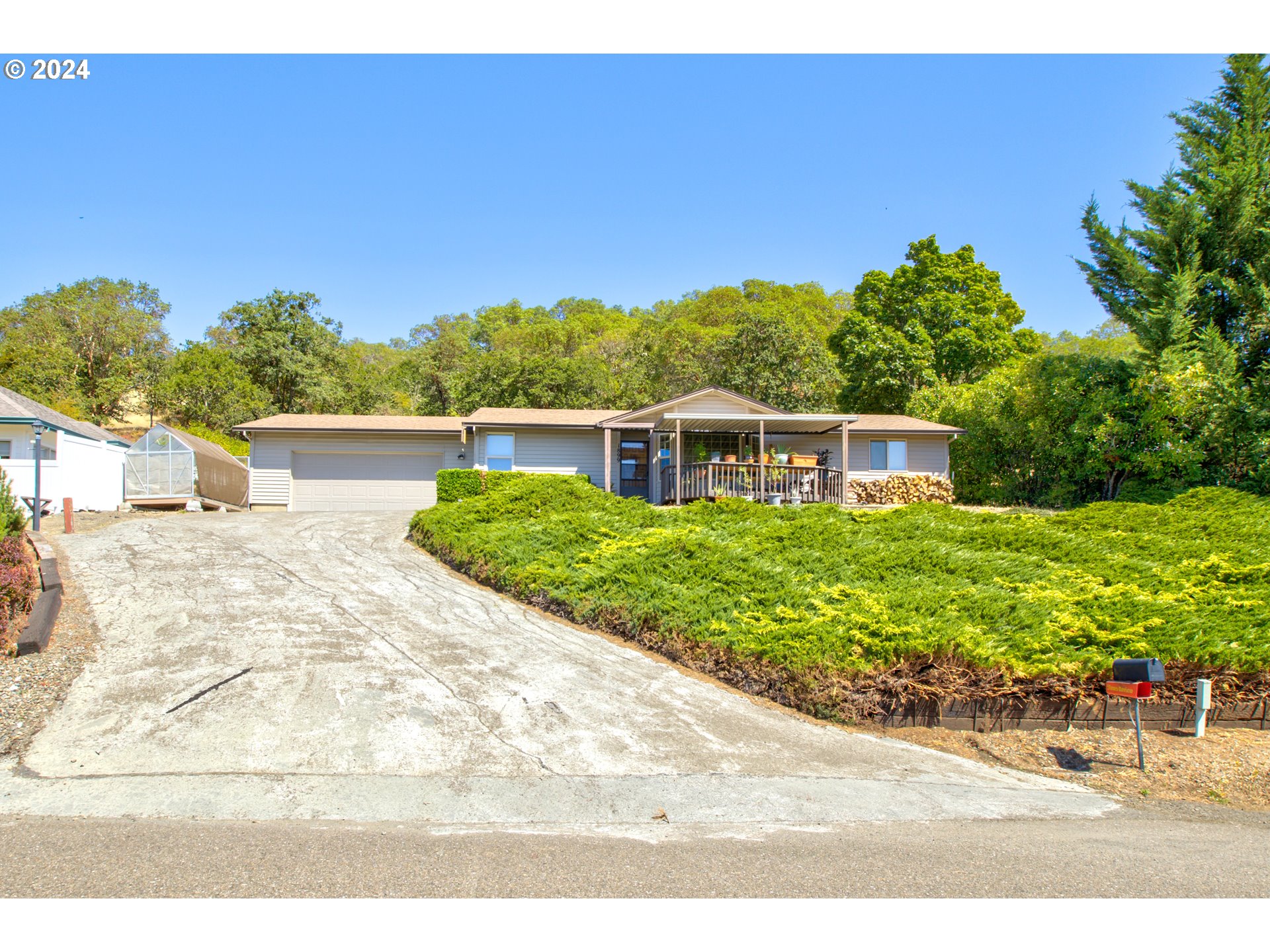 Todd St, Roseburg, OR 97470