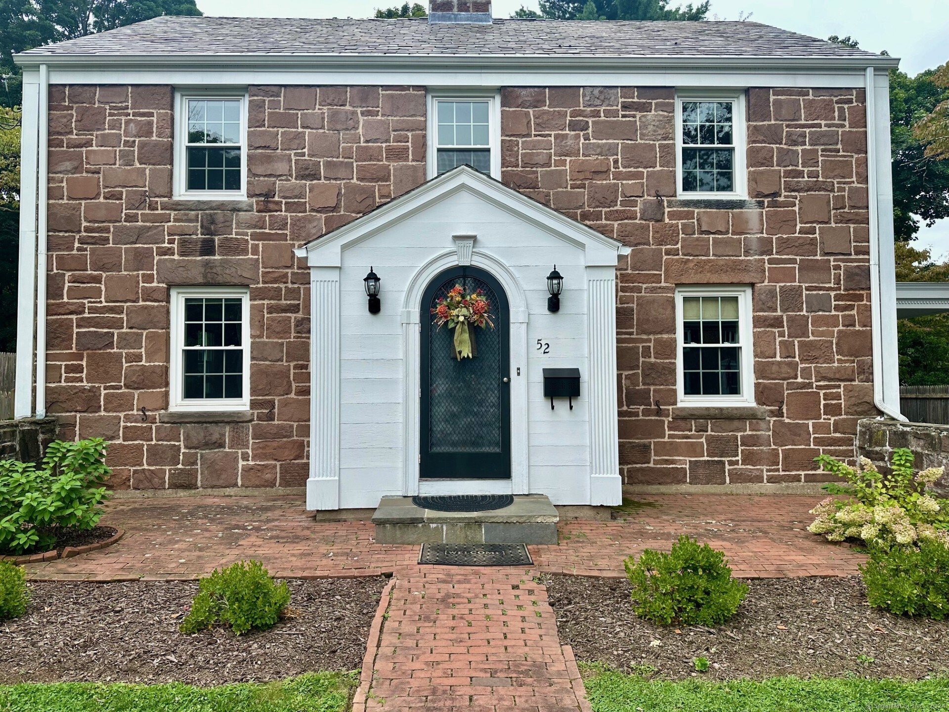 Thomson Rd, West Hartford, CT 06107