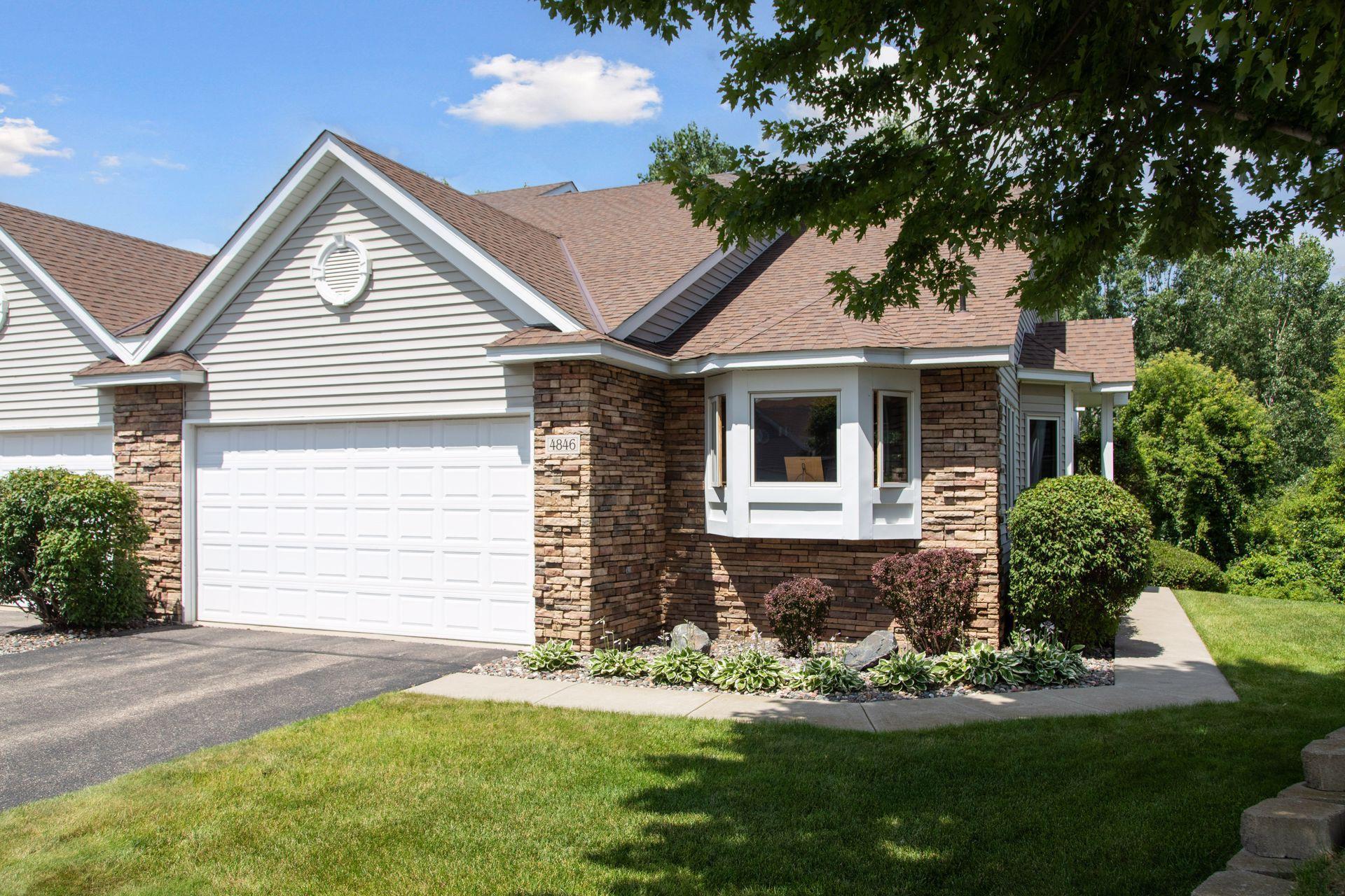 Moon Lake Cir, Saint Paul, MN 55127
