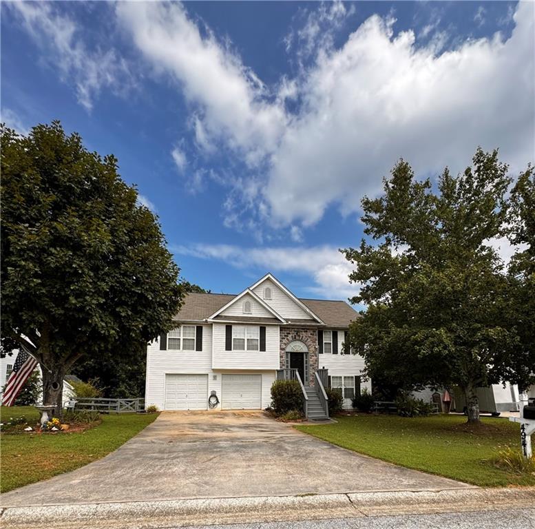 Sunny Ridge Ct, Flowery Branch, GA 30542