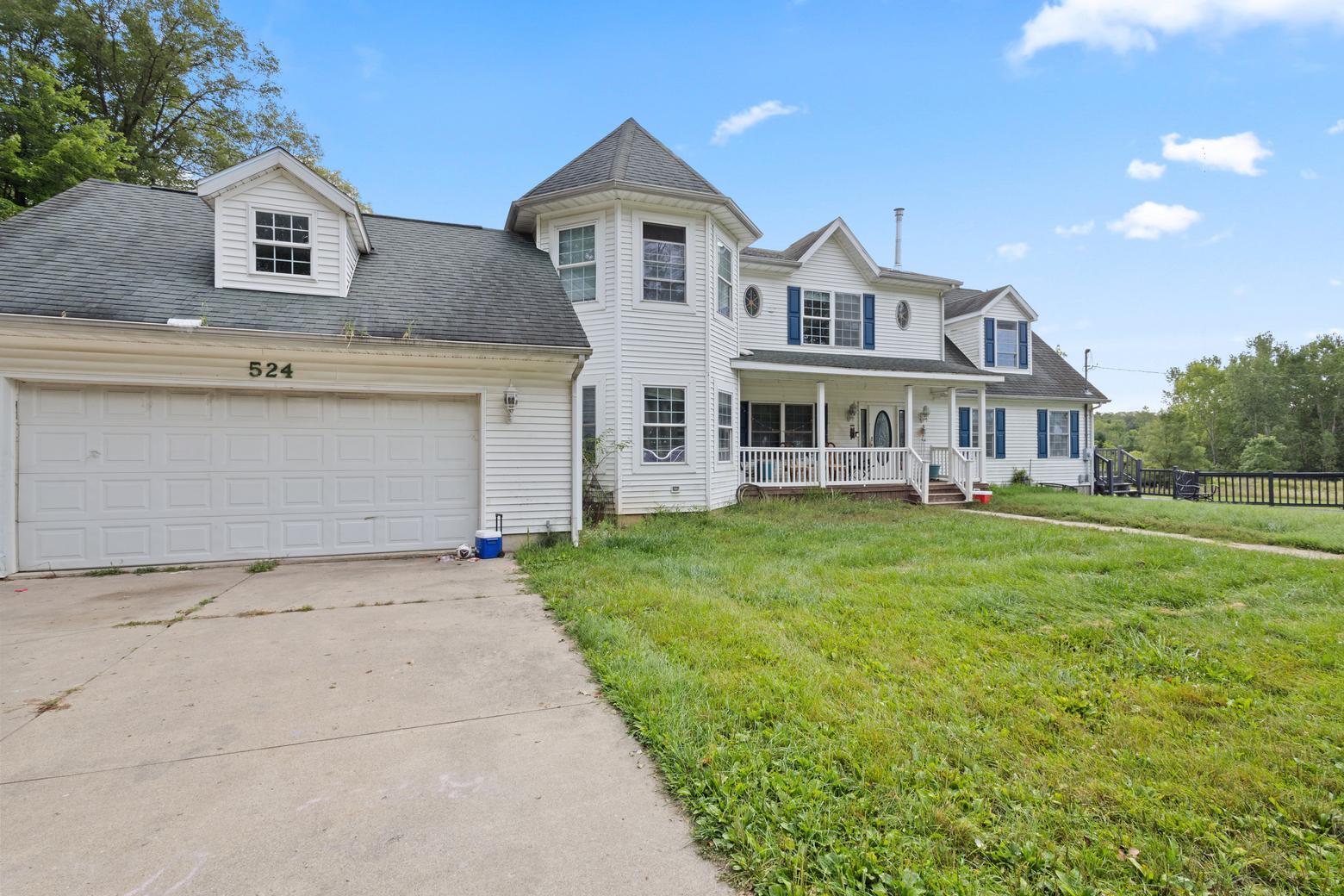 Molly Dr, Hastings, MI 49058