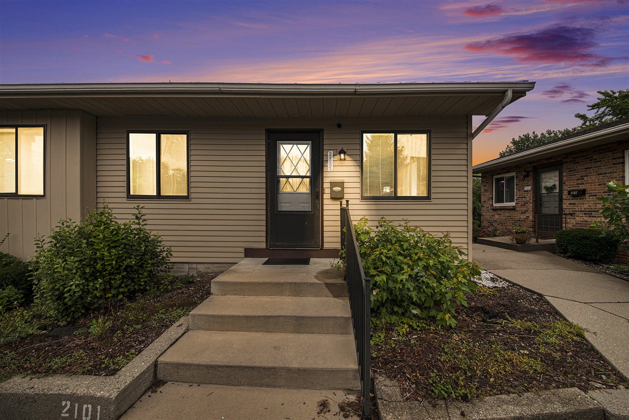 Melvin St, Wyoming, MI 49519
